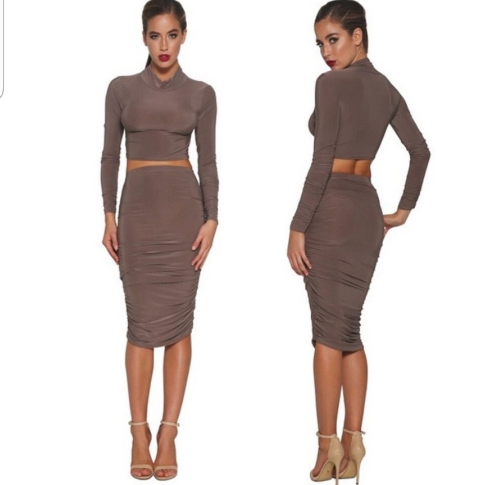 COPY - Ruched skirt & crop top
